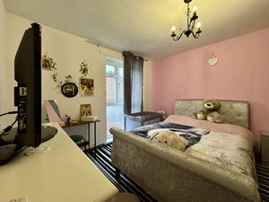 Photo 5- click for photo gallery